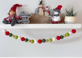 Merry and Bright with Gold: 5 feet